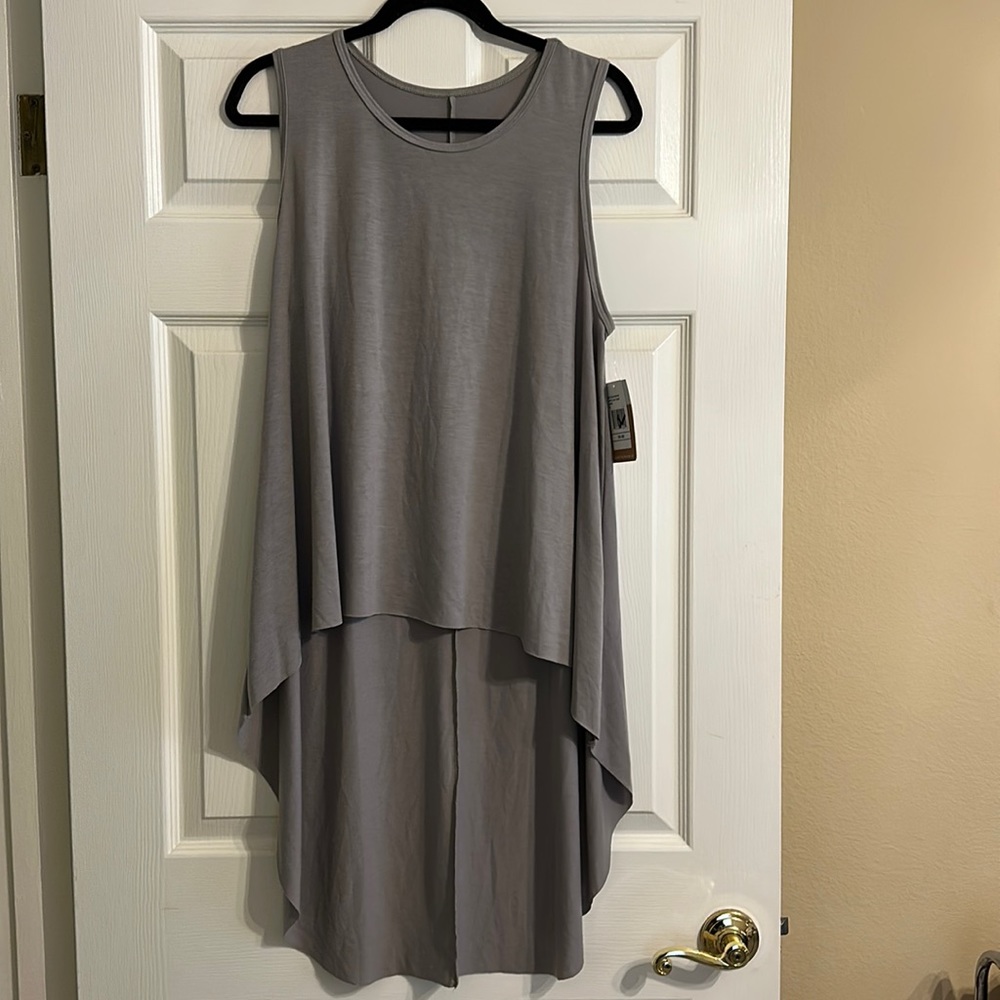 NWT Onzie Flow Sustainable Gray Tank Top Tunic